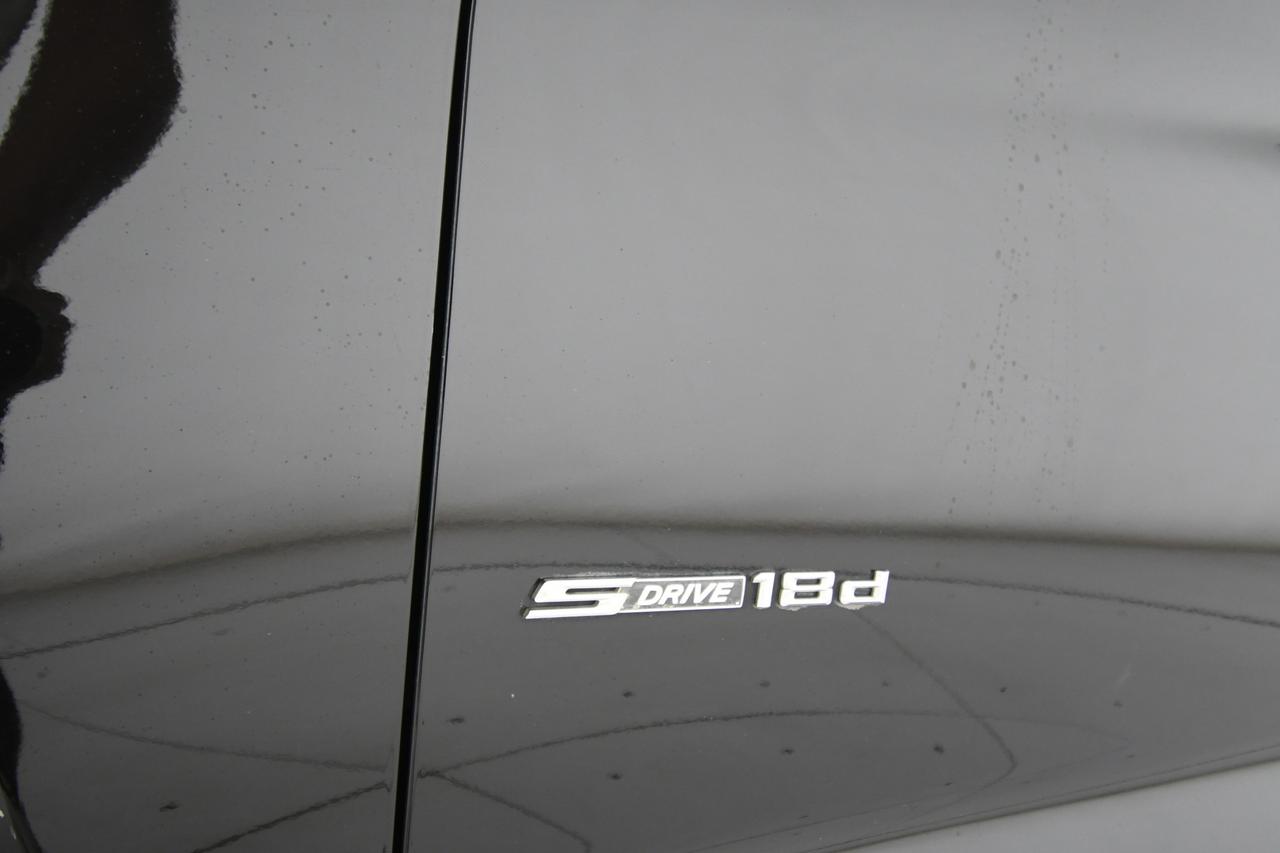 BMW X3 sdrive18d Business auto COMMERCIANTI+C17"