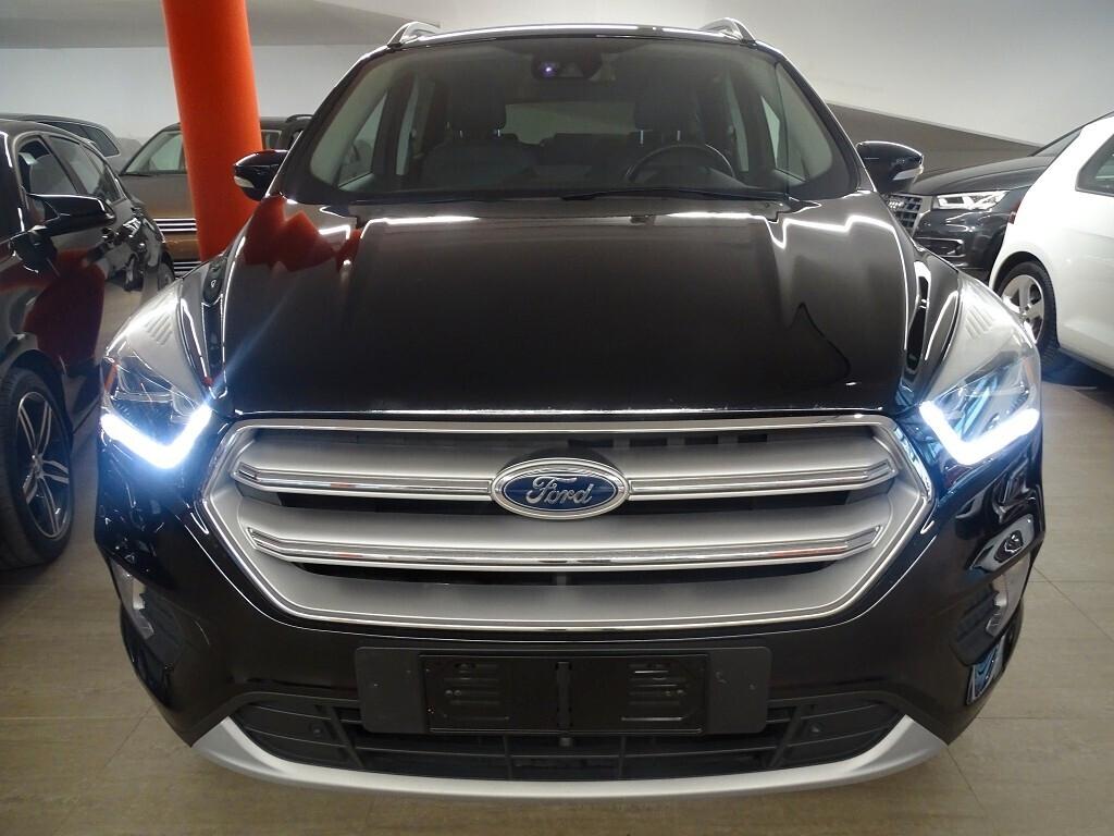 Ford Kuga 2.0 TDCI 4x4 Titanium 180 CV Euro 6
