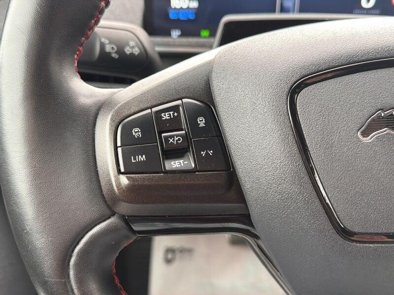 Ford Mustang Mach-E 269CV Standard Range Awd