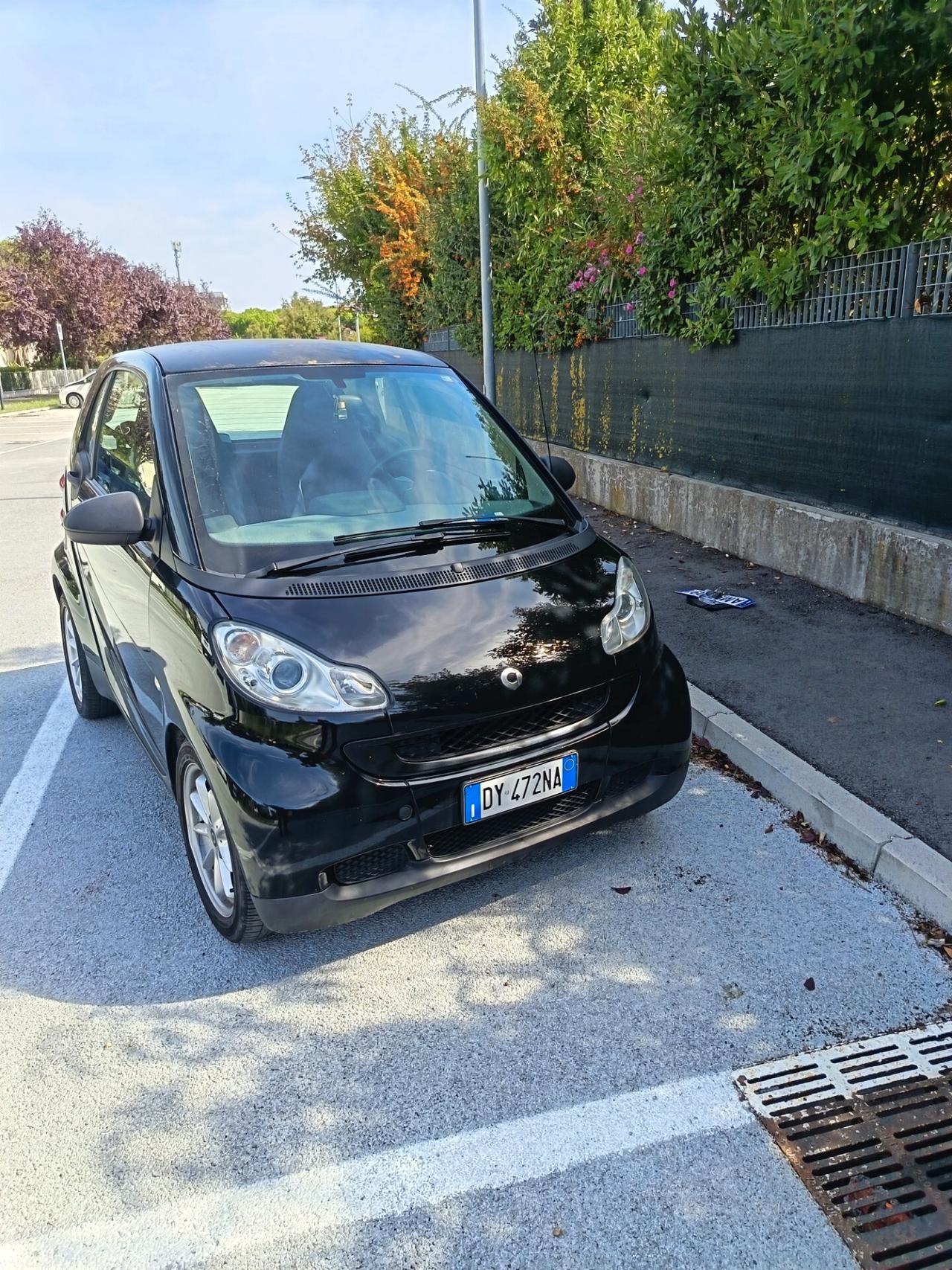 Smart ForTwo 1000 52 kW MHD coupé pure