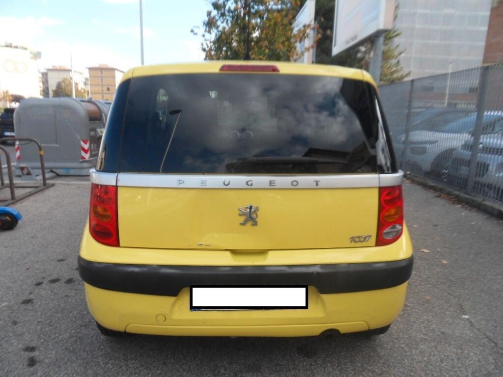 Peugeot 1007 1.4 Happy