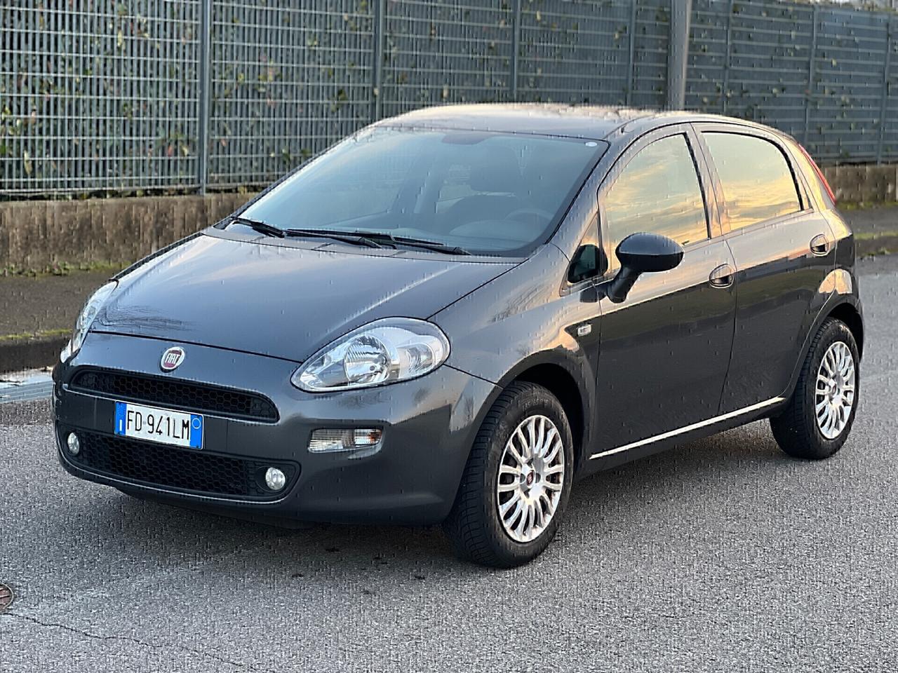 Fiat Punto 1.2 5 porte Lounge GPL