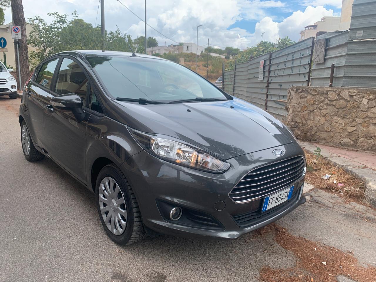 Ford Fiesta Plus 1.5 TDCi 75CV 5 porte