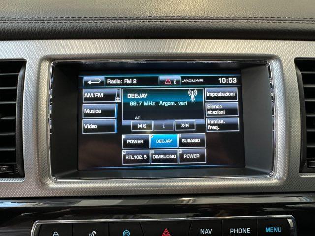 JAGUAR XF 2.2 D 200 CV Luxury - 18" - Tetto - Camera-Keyless