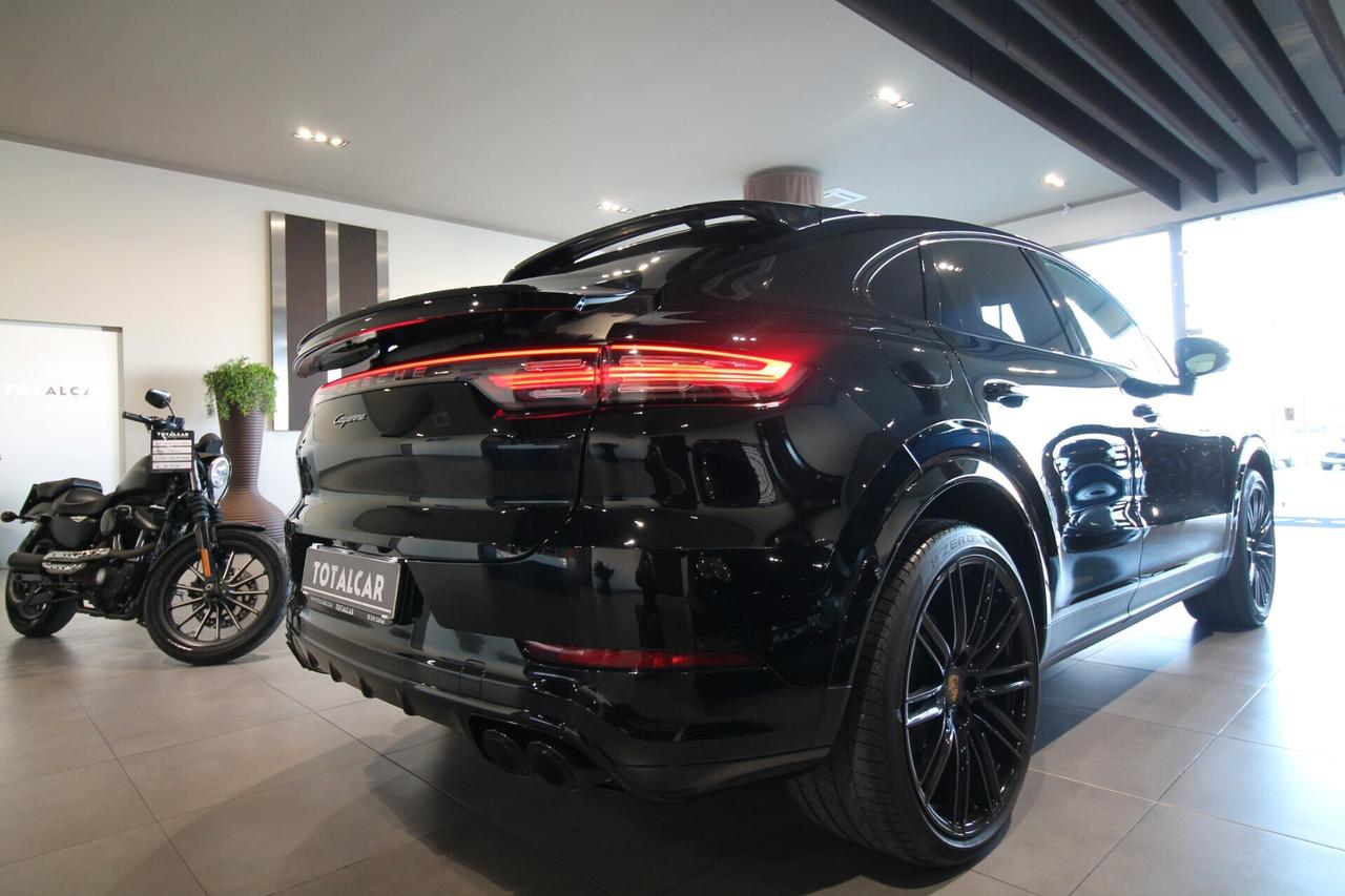 PORSCHE CAYENNE COUPÉ 3.0 V6
