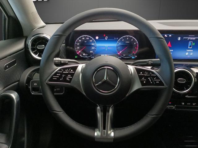 MERCEDES-BENZ A 180 Automatic Progressive Advanced