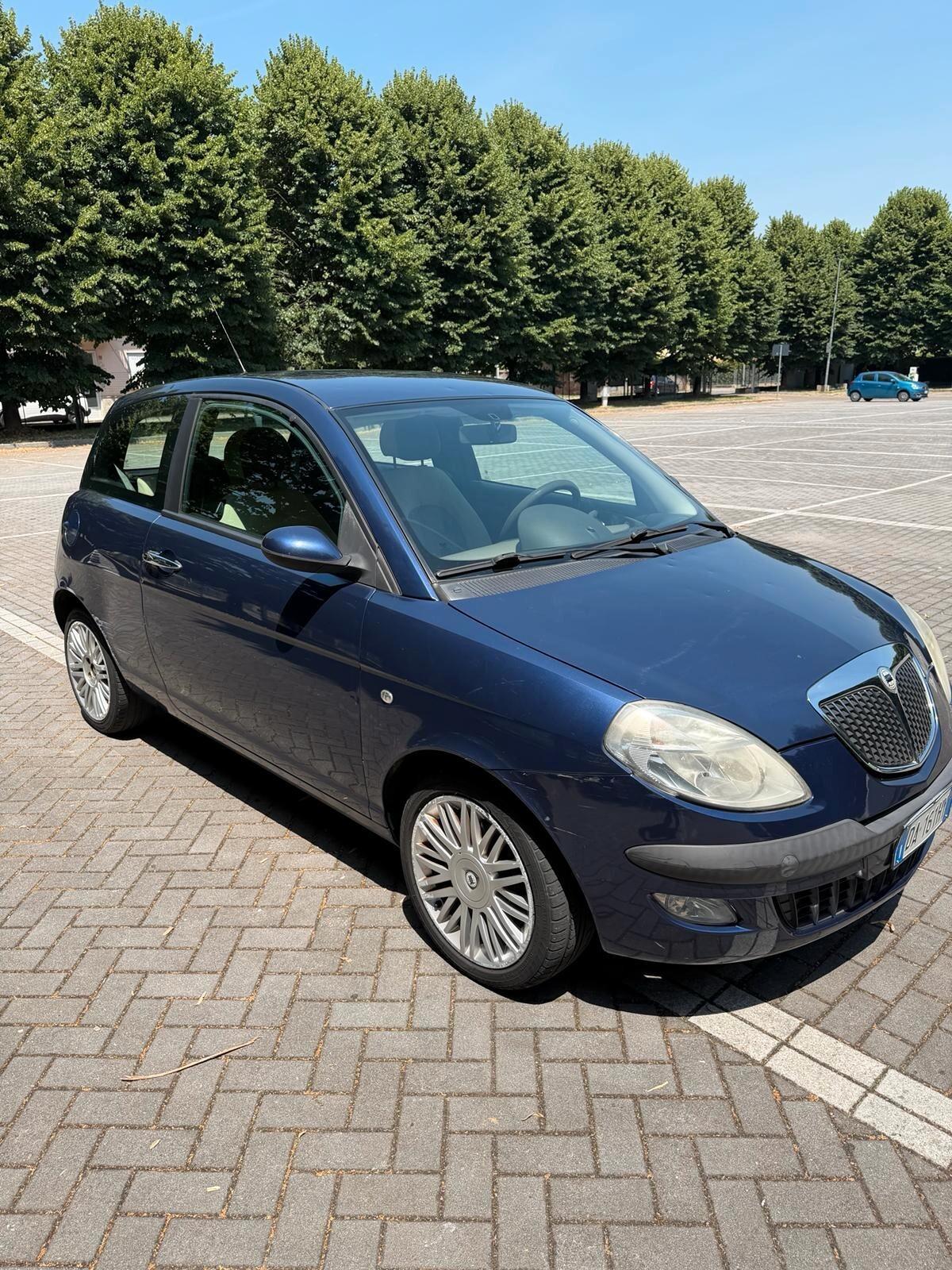 Lancia Ypsilon 1.2
