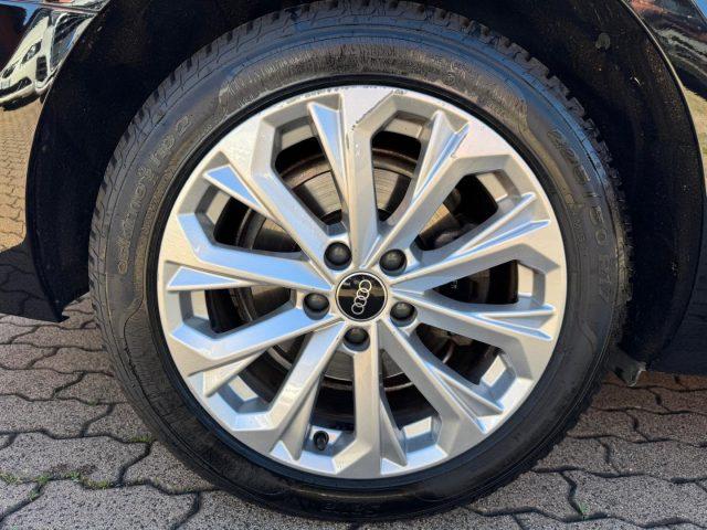 AUDI A4 Avant 40 TDI S tronic BUSINESS ADVANCED