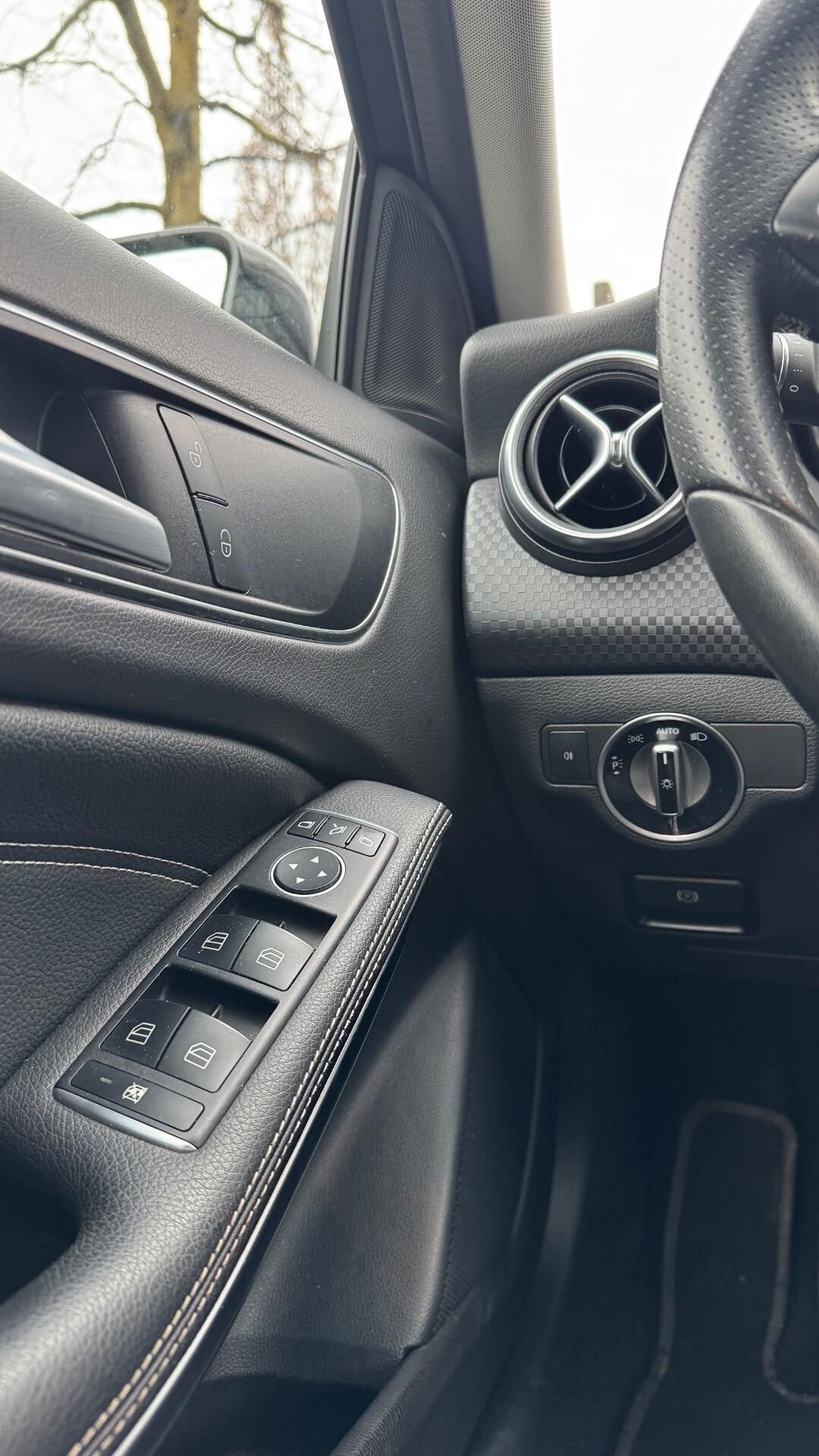 Mercedes-benz A180 d Sport