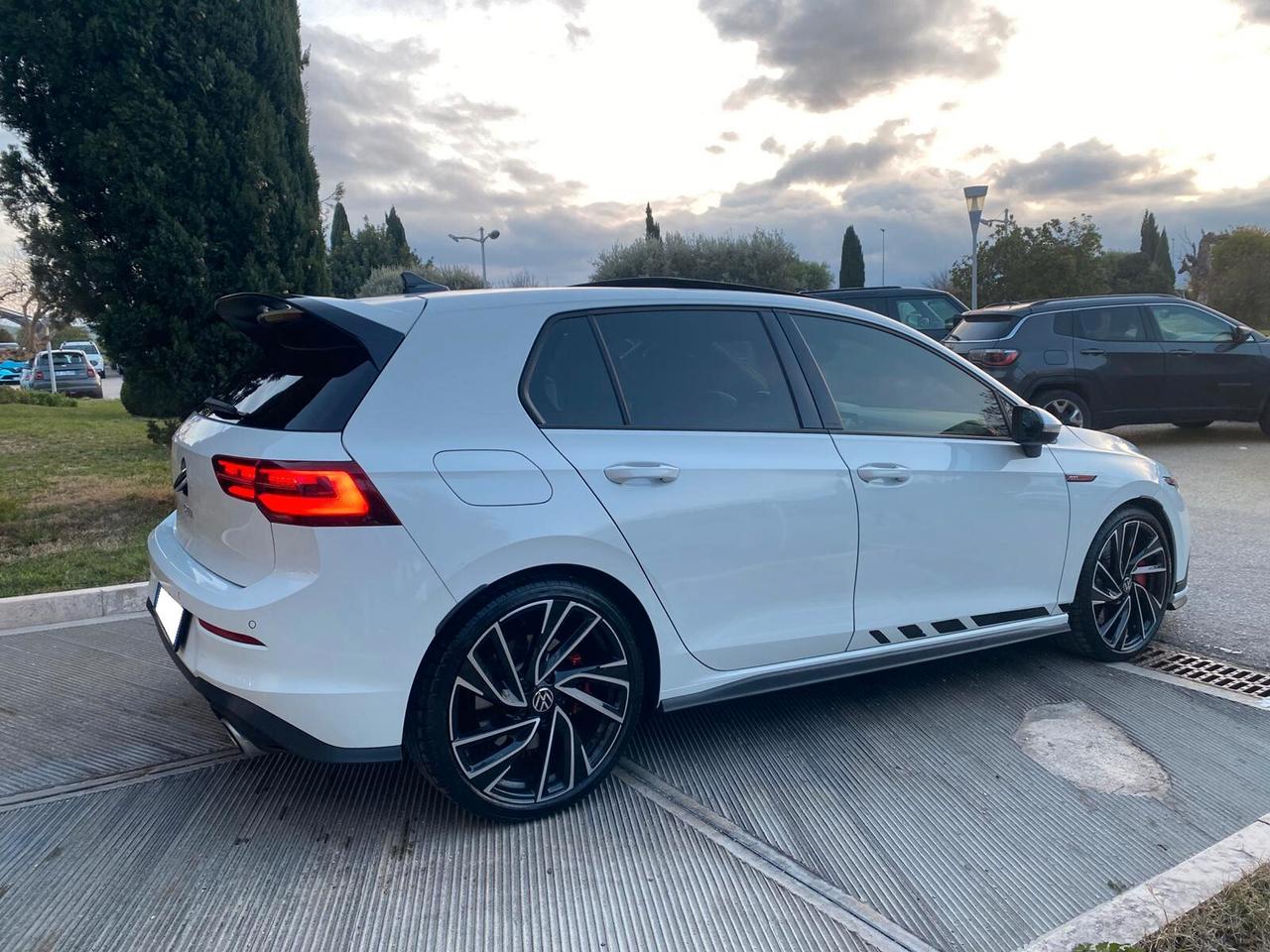 Volkswagen Golf GTI 2.0 TSI DSG Clubsport 45