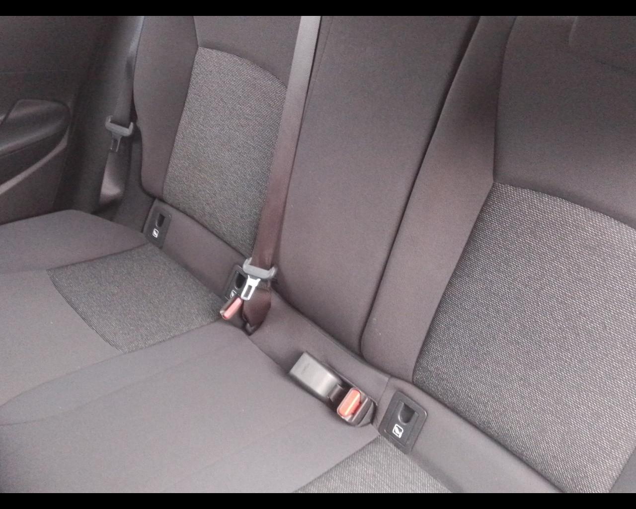 TOYOTA C-HR (2023-->) - C-HR 1.8 HV Trend