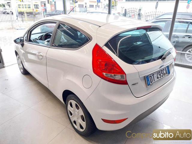 FORD Fiesta + 1.4 TDCi 68CV 3 porte