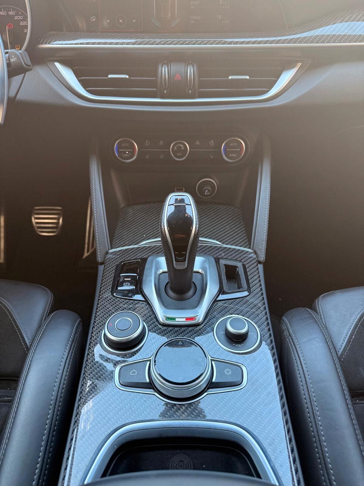 Alfa Romeo Stelvio 2.2 Turbodiesel 210 CV AT8 Q4 Veloce