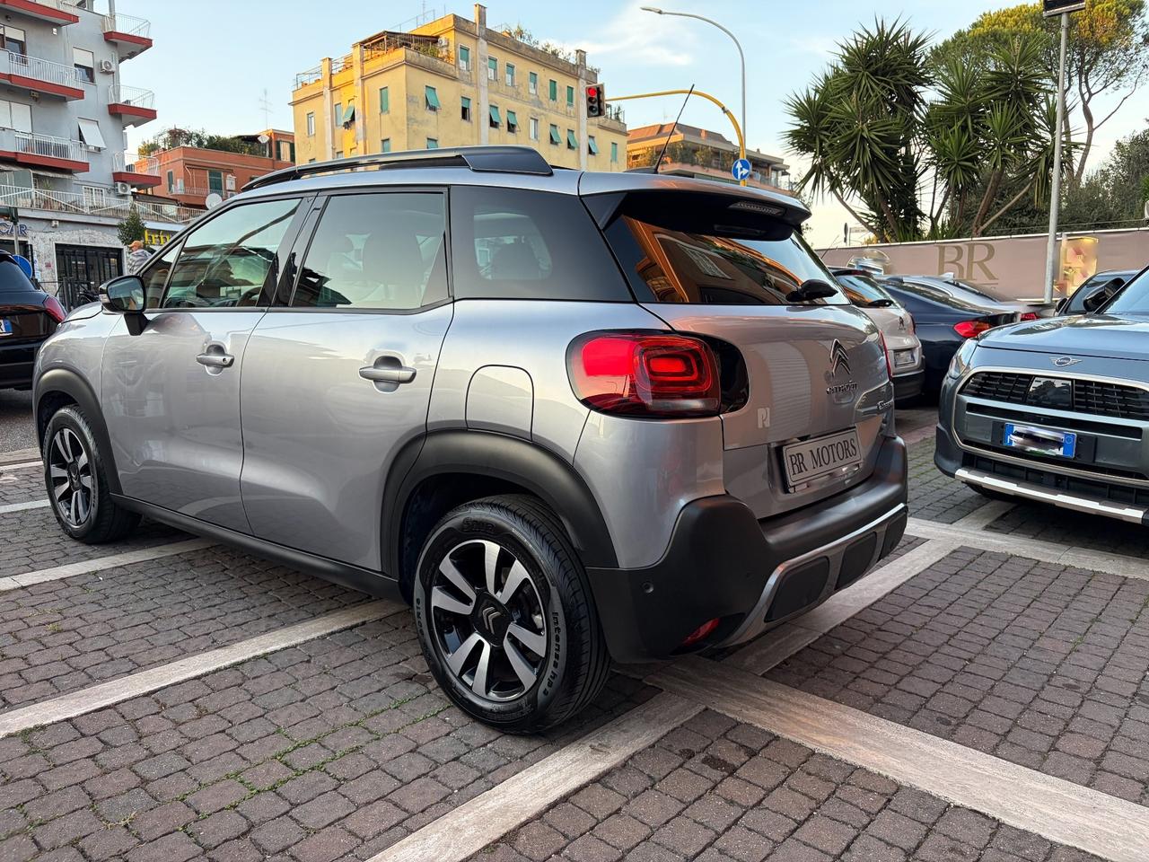 Citroen C3 Aircross PureTech 110 Shine + TETTO APRIBILE !!