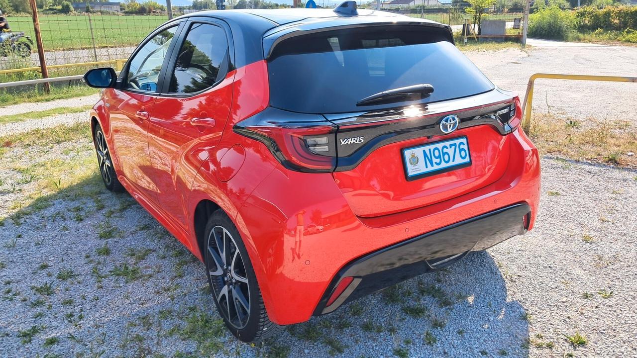 Toyota Yaris 1.5 Hybrid 5 porte Premiere