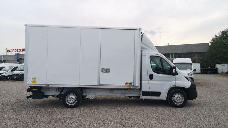 Peugeot Boxer 335 2.2 BlueHDi 140 S&S Furgone + Sponda Idraulica