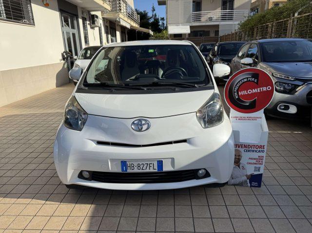 TOYOTA iQ 1.0 Sol cvt