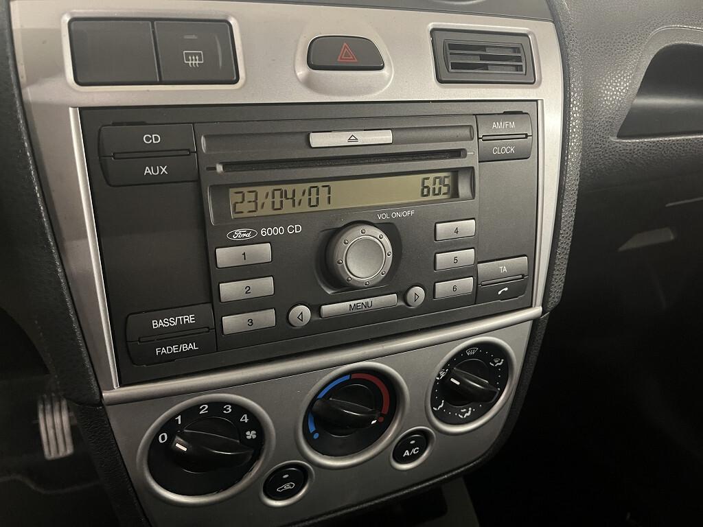 Ford Fiesta 1.4 TDCi 5porte