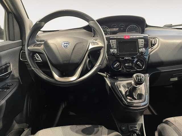 Lancia Ypsilon 1.2 69CV Ecochic Gold - GPL/NEOPATENTATI