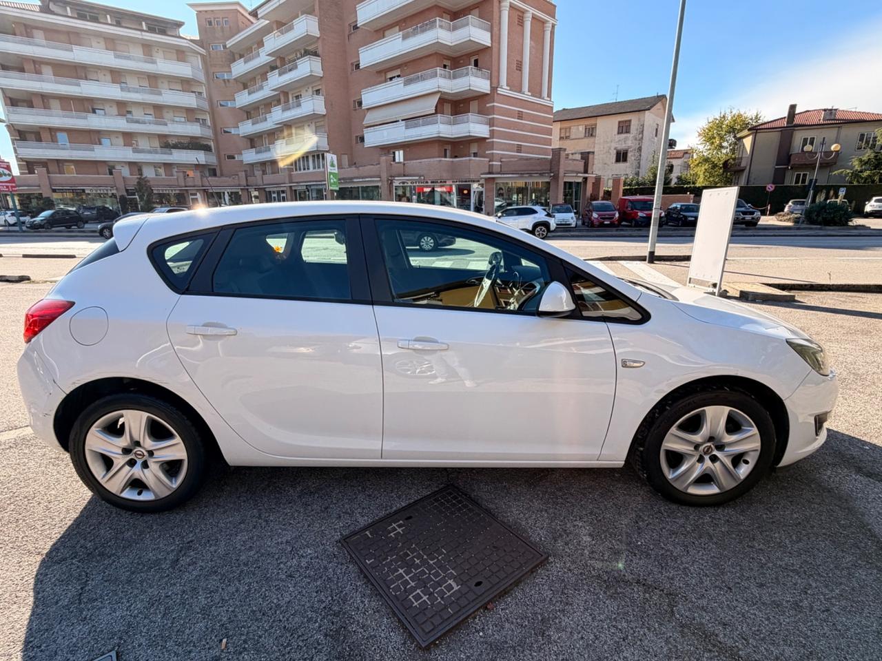 Opel Astra 1.6 CDTI euro6 Neopatentati €2850