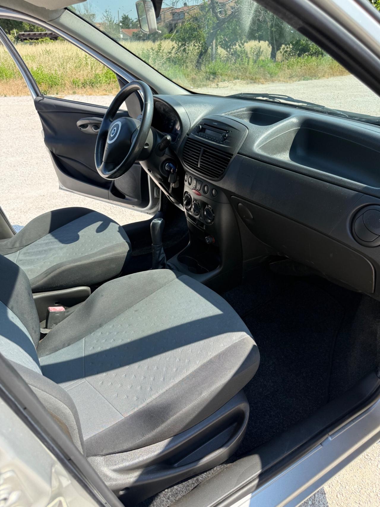 Fiat Punto Diesel 1.3 Multijet PERFETTA NEOPATENTATI