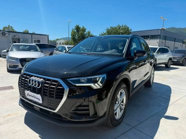Audi Q3 2.0 TDI 150CV STRONIC (VARI ACCESSORI)