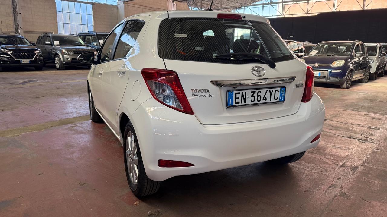 Toyota Yaris 1.4 D-4D 5 porte Lounge