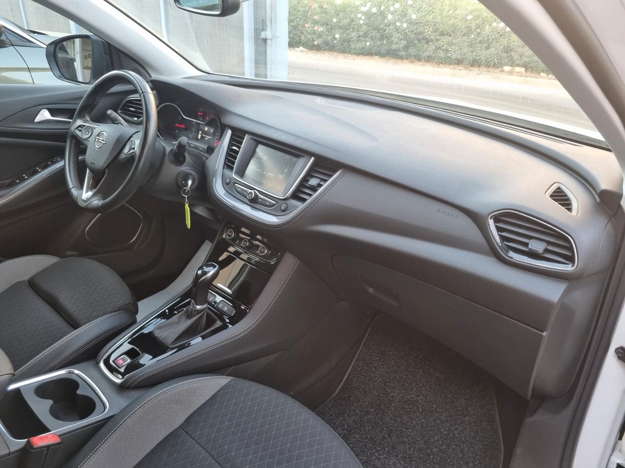 Opel Grandland 1.5 diesel Ecotec aut. Business Elegance 2021