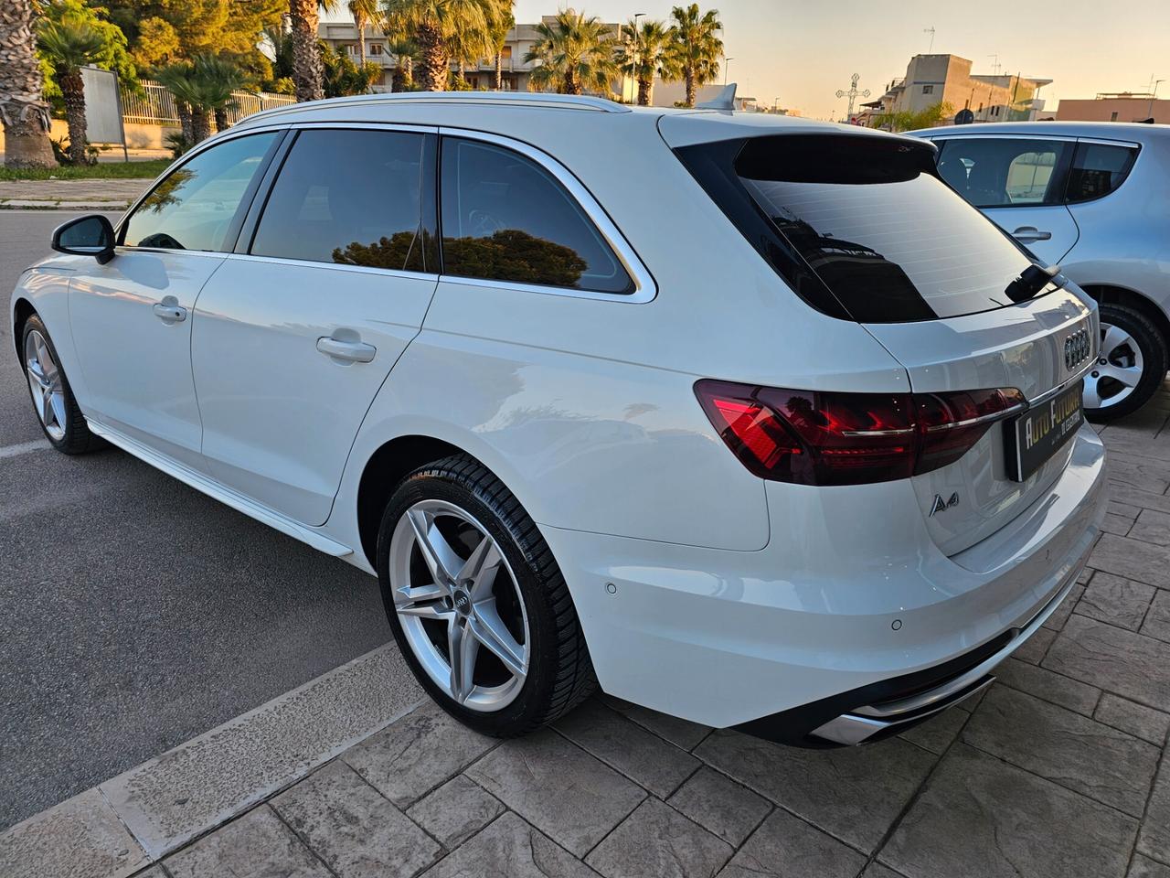 AUDI A4 AVANT 35 2.0 TDI 163CV SPORT BUSINESS