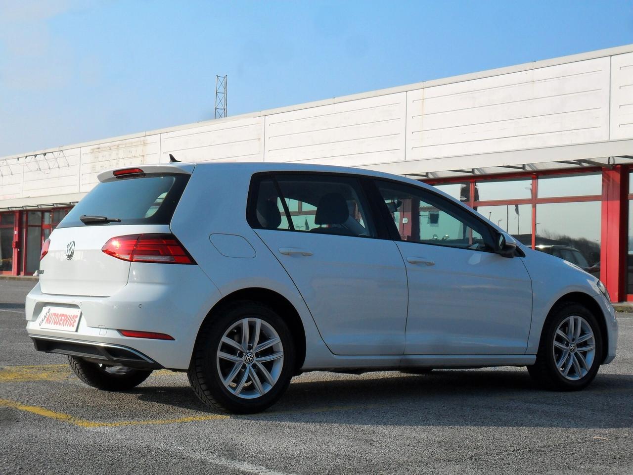 Volkswagen Golf 1.6 TDI 5p. Business BlueMotion Technology