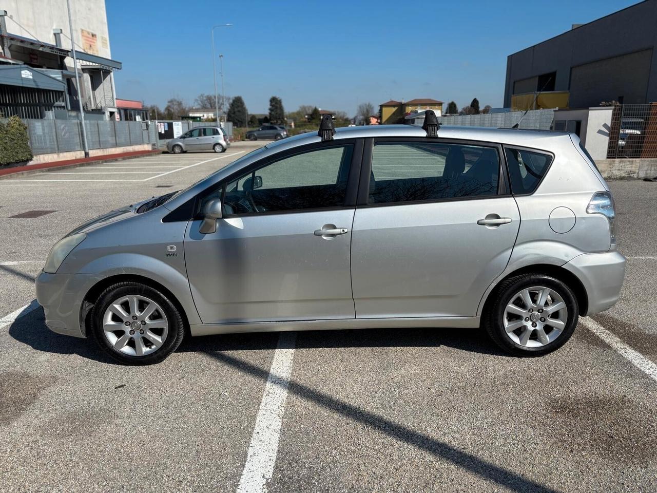 Toyota Corolla Verso 1.8 16V Sol 7 POSTI tagliandata sempre in concessionario toyota UNICO PROPRIETARIO