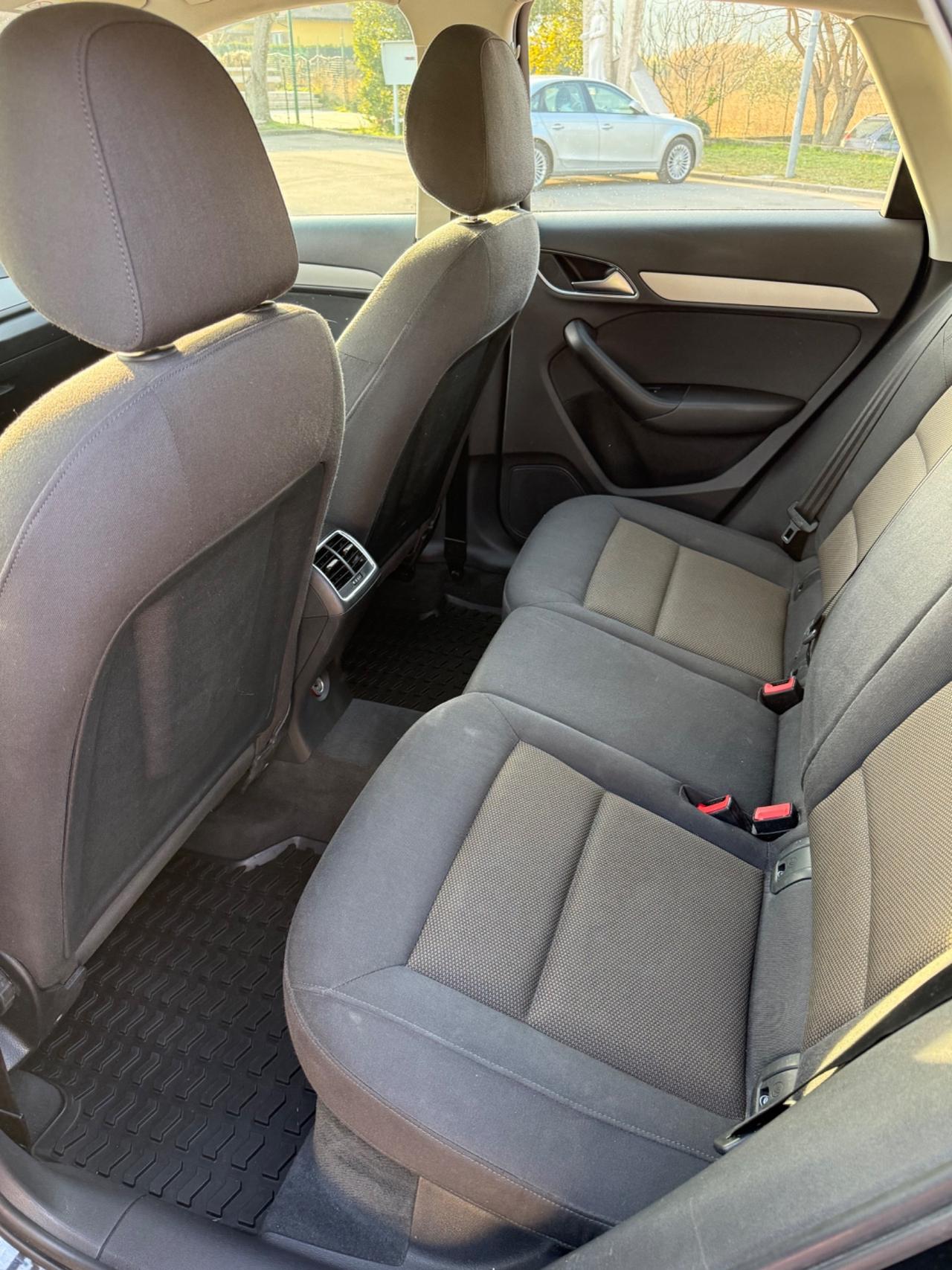 Audi Q3 2.0 TDI S Line Edition