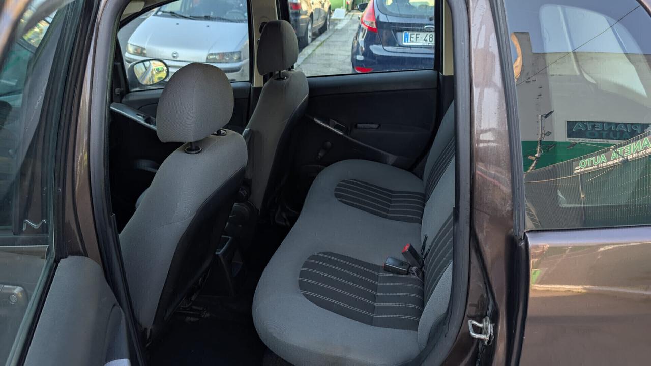 Lancia MUSA 1.3 DIESEL Mjt 95 CV Gold - ANNO 2011 - OTTIMA PER NEOPATENTATO