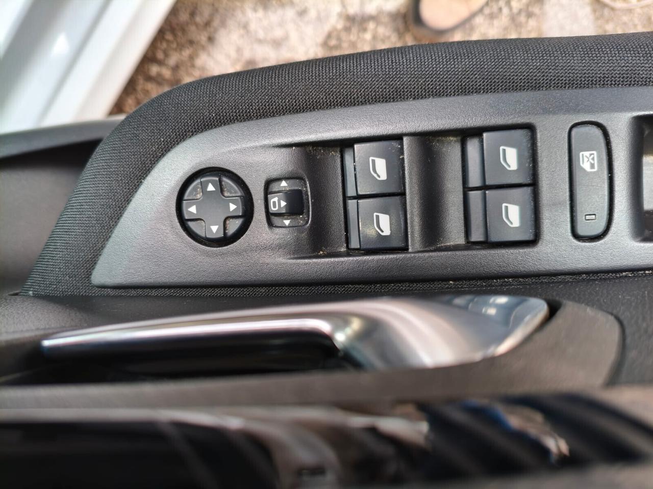 Peugeot 208 BlueHDi 100 Stop&Start 5 porte Like