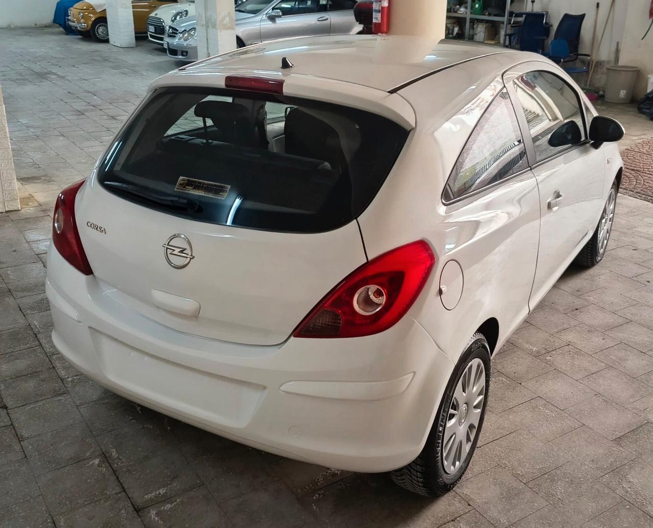 Opel Corsa 1.2 85CV 5 porte GPL-TECH Ecotec