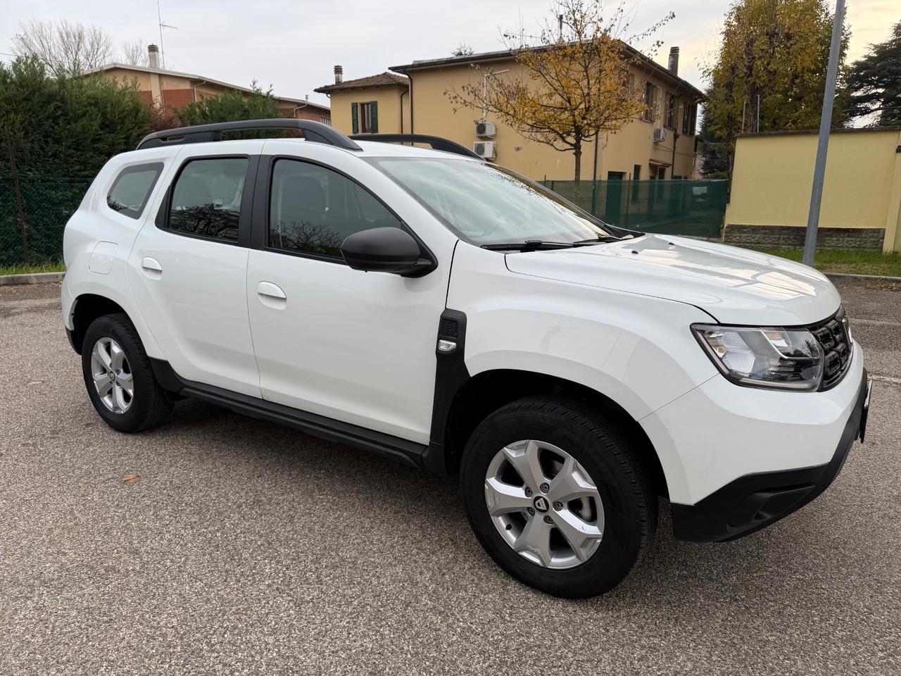 Dacia Duster 1.0 tce - NEOP. - NAV. - 12 MESI DI GARANZIA -