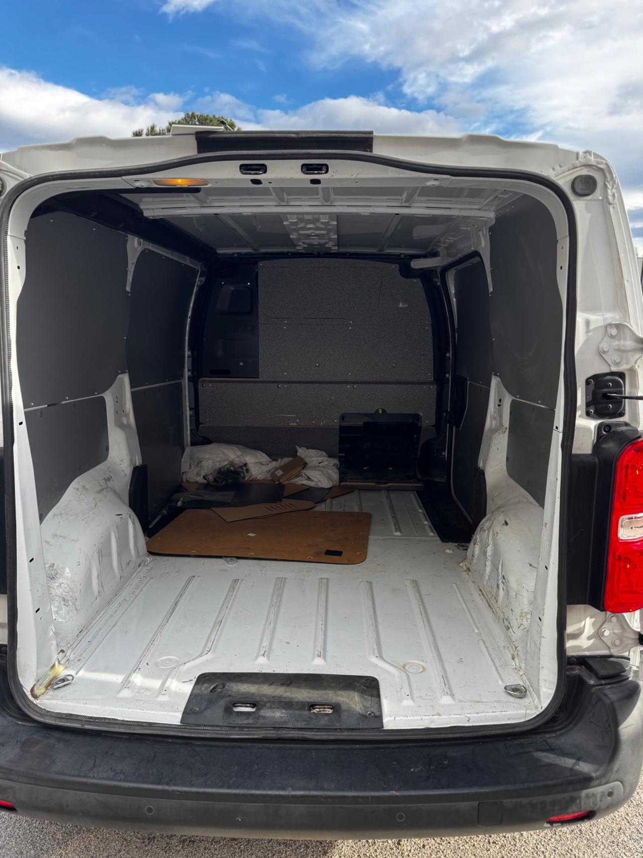 Citroen Jumpy 2.0 BlueHDi 140 S&S PL-TN Furgone M Club