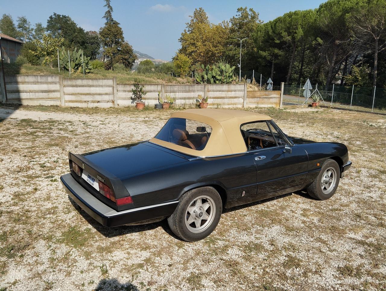 Alfa Romeo Spider 1600