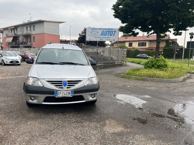 DACIA Logan MCV 1.6 16V 7 posti Lauréate