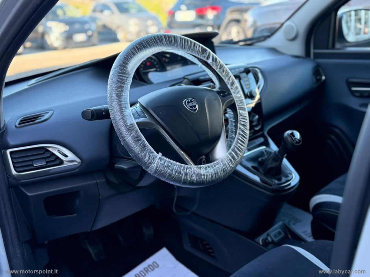 LANCIA Ypsilon 1.3 MJT 95 CV 5p. S&S Platinum