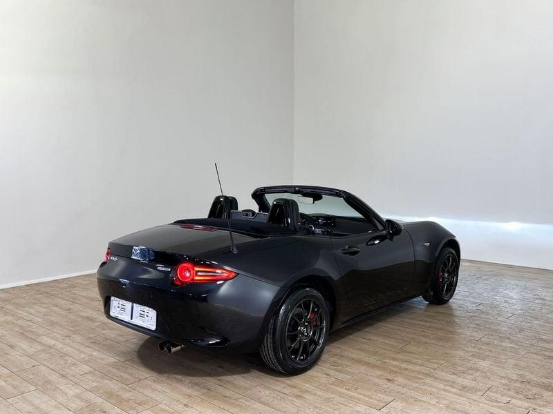 Mazda MX-5 1.5L Skyactiv-G Homura