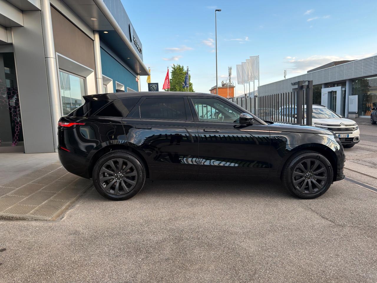 Land Rover Range Velar 2.0D I4 204 CV R-Dynamic SE