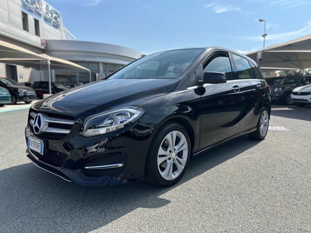 MERCEDES-BENZ B 180 d Automatic Premium