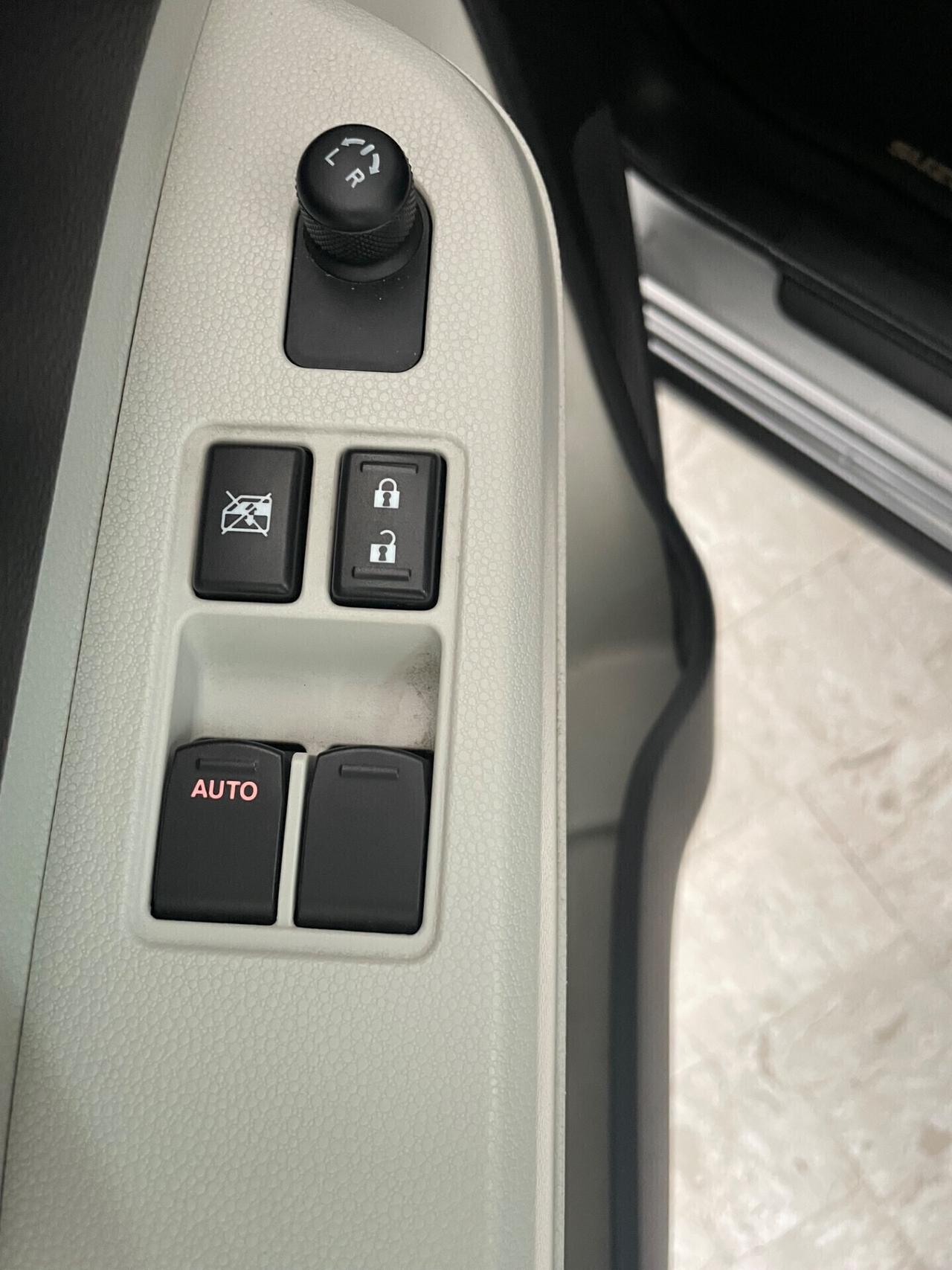 SUZUKI IGNIS 1.2 DUALIJET TOP 84.000 KM