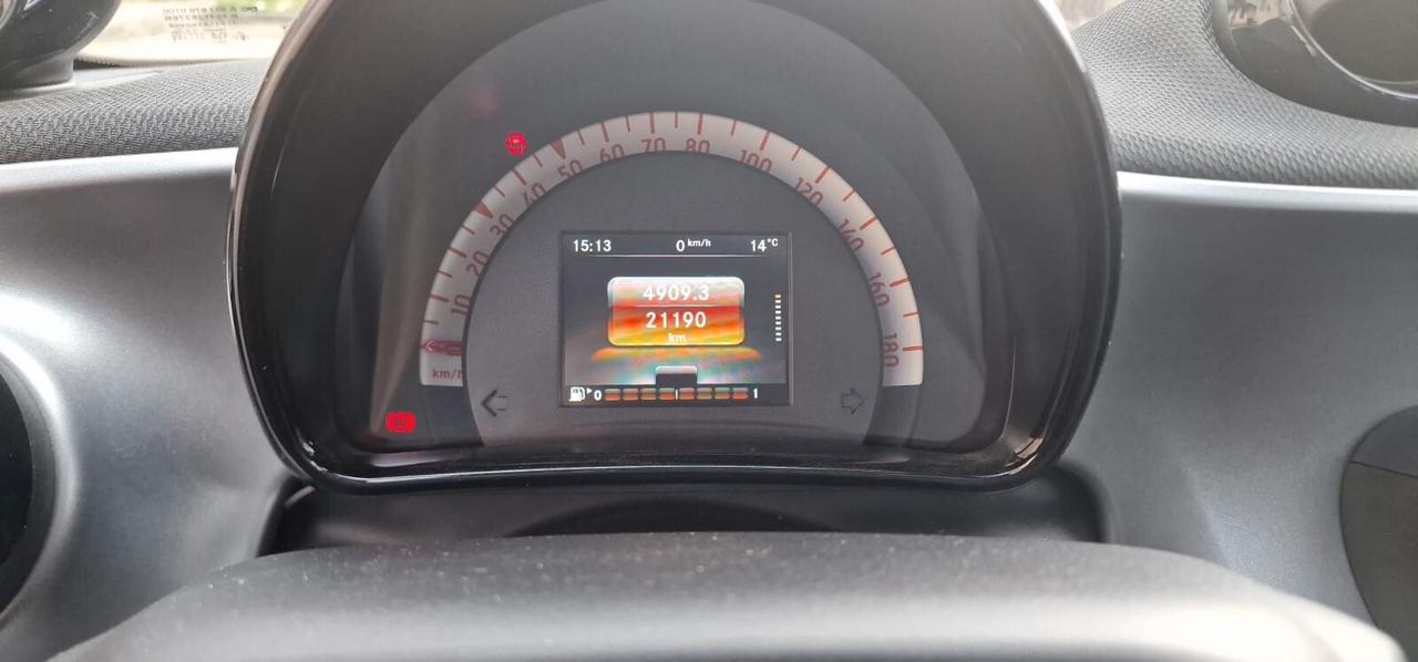 Smart ForFour 90 0.9 Turbo twinamic Brabus Style