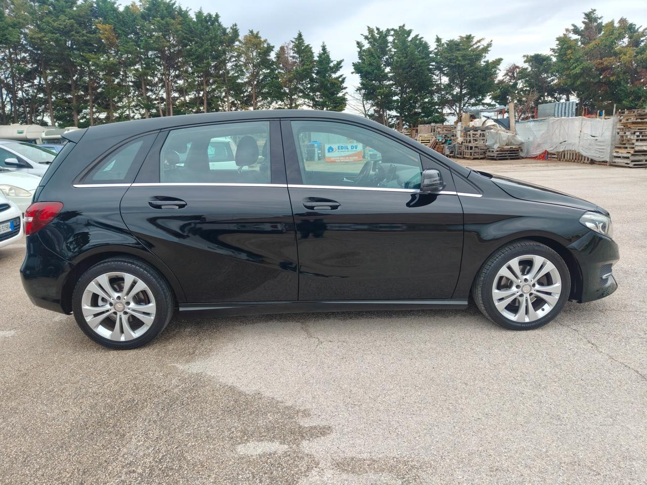 Mercedes-benz B 200 d Automatic Premium