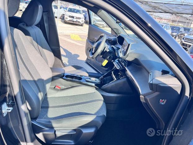 PEUGEOT 2008 PureTech 130 S&S EAT8 Allure