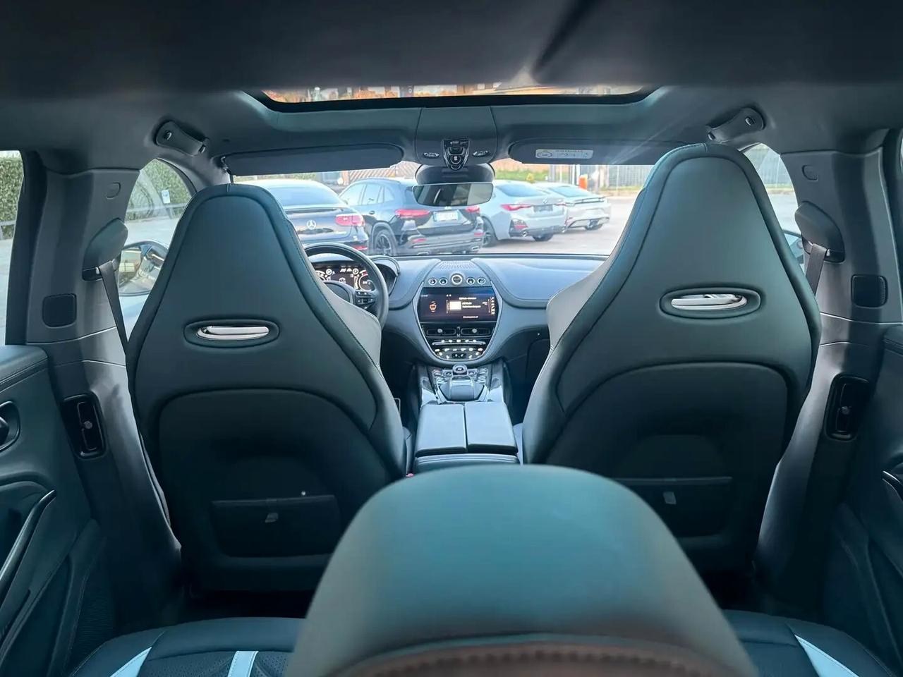 Aston Martin DBX DBX707