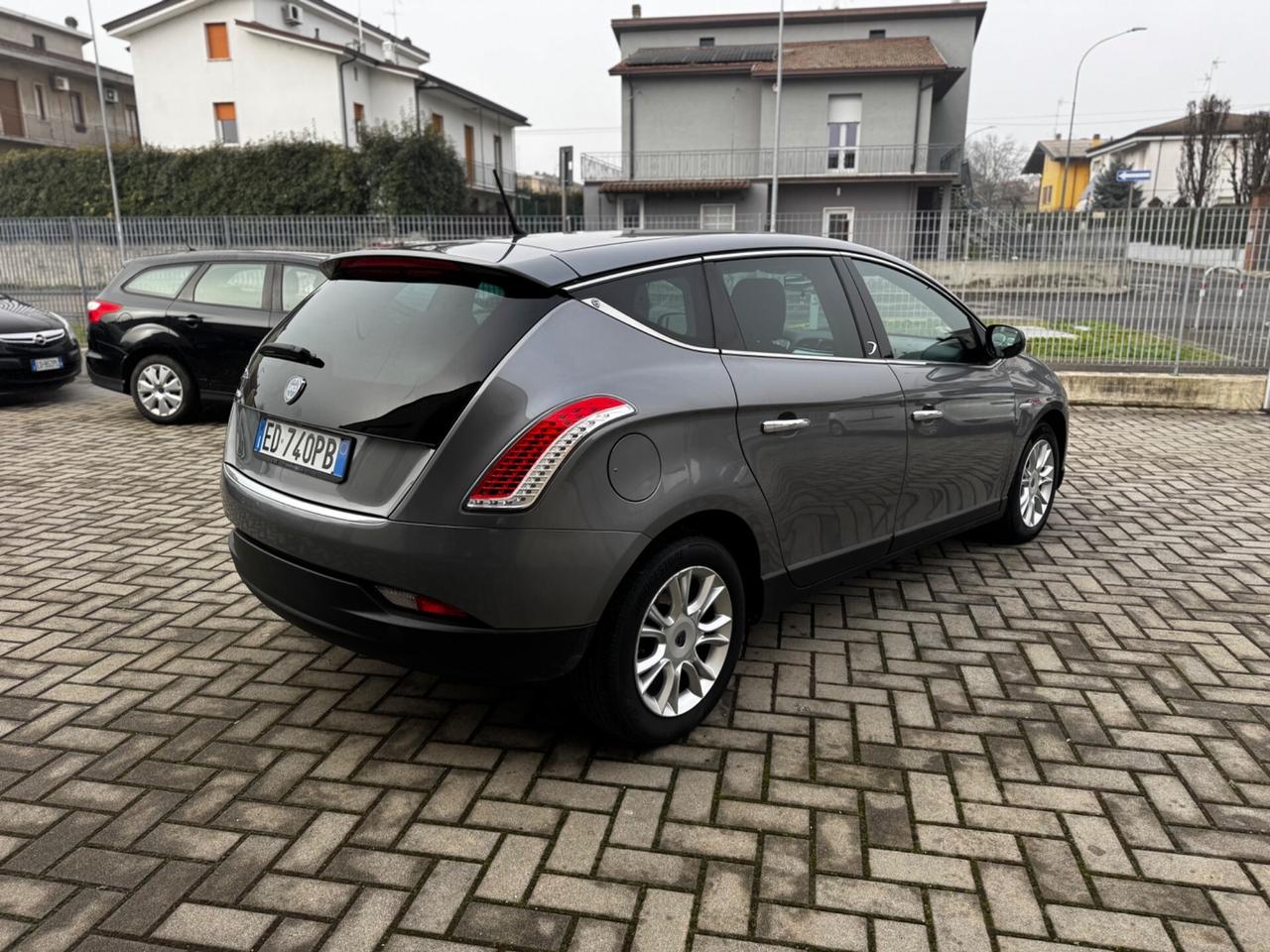 Lancia Delta 1.6 MJT DPF Platino