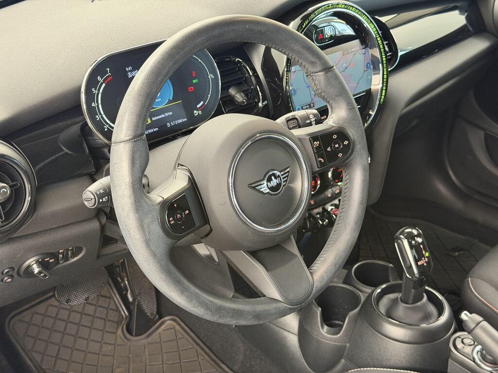 Mini Cooper 1.5 TwinPower Turbo Cooper Business DCT